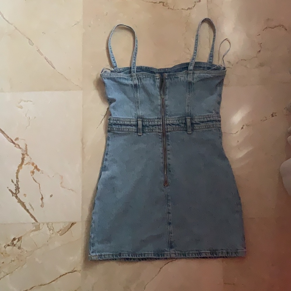 Dress - Picture 2 of 3